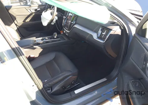 2024 Volvo S60 B5 Core Dark Theme из США, поврежденный, VIN 7JRL12FK4RG321320